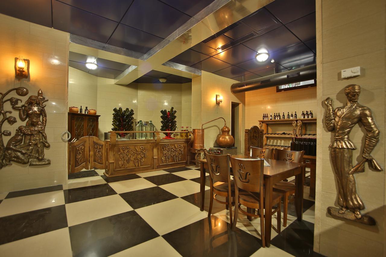 טביליסי Hotel Wine Palace מראה חיצוני תמונה