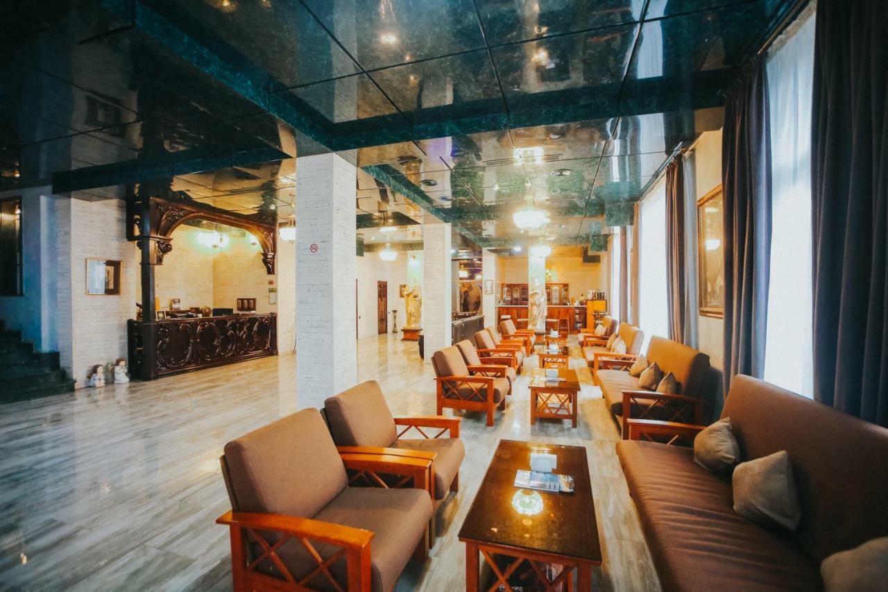 טביליסי Hotel Wine Palace מראה חיצוני תמונה