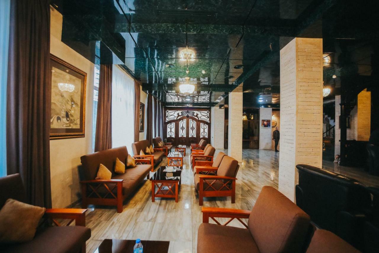 טביליסי Hotel Wine Palace מראה חיצוני תמונה